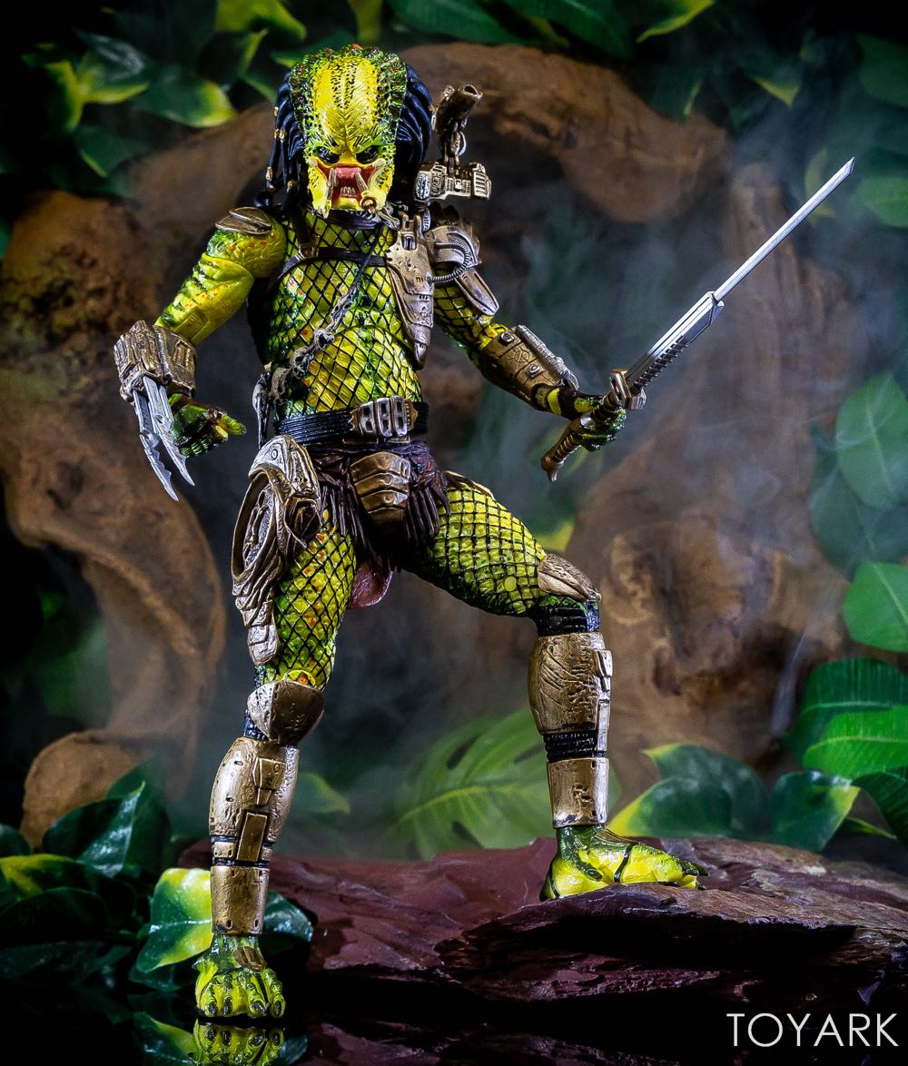 Predator: Neca Ultimate Golden Angel Elder Predator - Neca (Predator) action figure collectible - Main Image 4