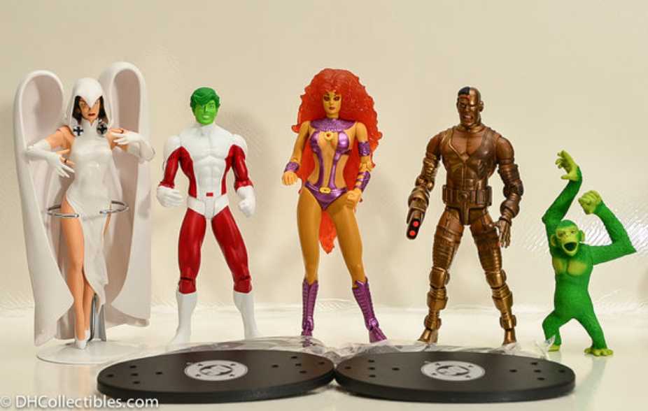 DC Direct The Classic Teen Titans Gift Set 2001(White Raven)  action figure collectible [Barcode 761941238234] - Main Image 4