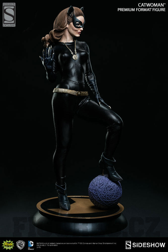 Catwoman Premium Format Figure - Sideshow Collectibles (Catwoman 1966 Julie Newmar (Limited to 750)) action figure collectible - Main Image 4