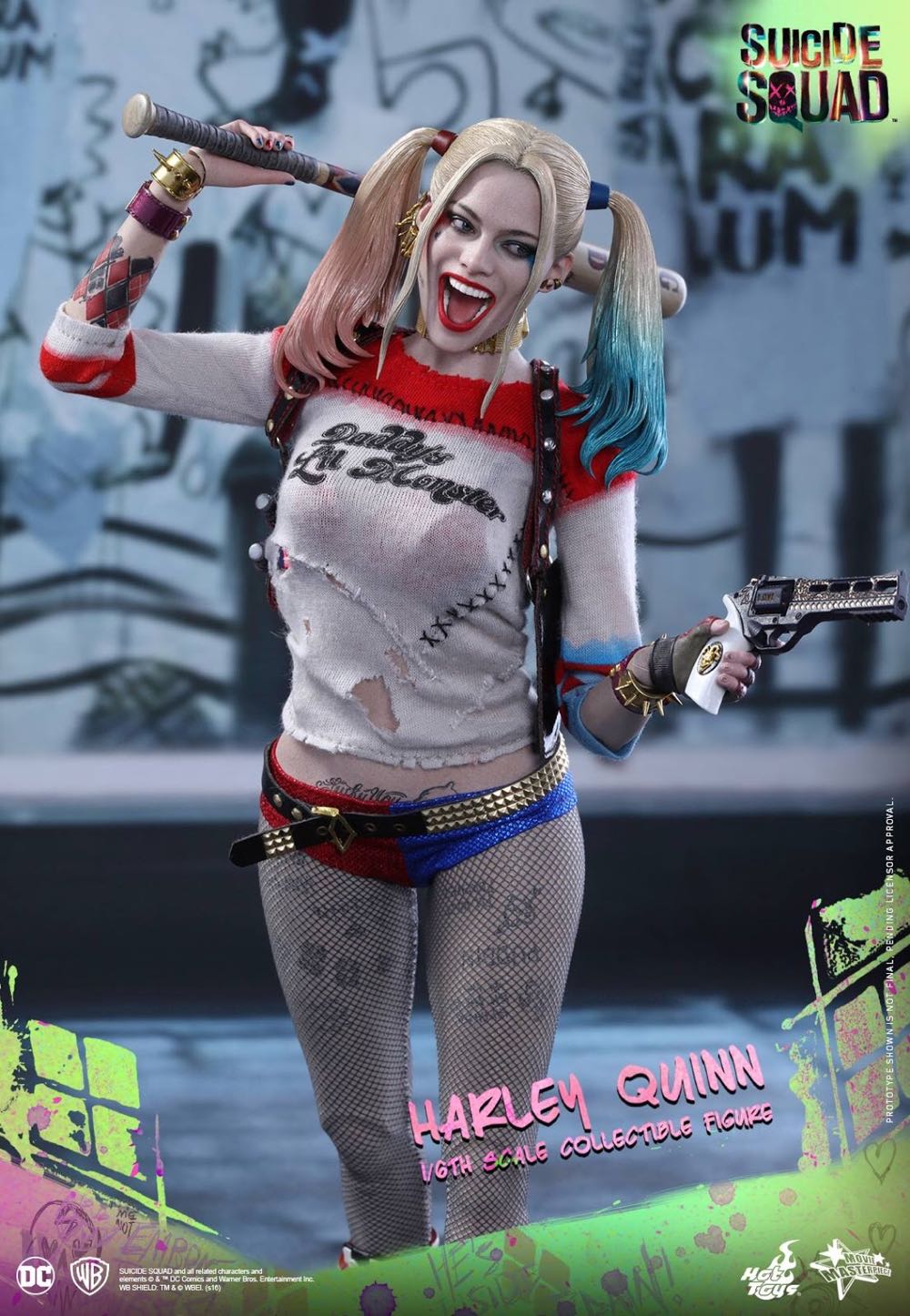 Harley Quinn Sixth Scale Figure - Hot Toys (Movie Masterpiece Series: Suicide Squad) action figure collectible - Main Image 2