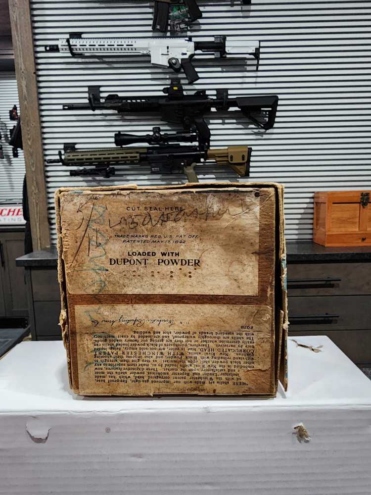 Winchester 12 Gauge Shell Box  action figure collectible - Main Image 4