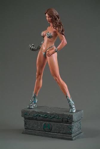 Witchblade: Armor Bikini Statue - CS Moore Studio (Clayburn Moore Signature Collection (Limited to 1500)) action figure collectible - Main Image 2