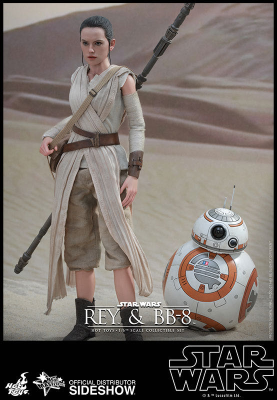 Star Wars: Rey and BB-8 Sixth Scale Figure Set - Hot Toys (Movie Masterpiece Series: Star Wars The Force Awakens) action figure collectible - Main Image 2
