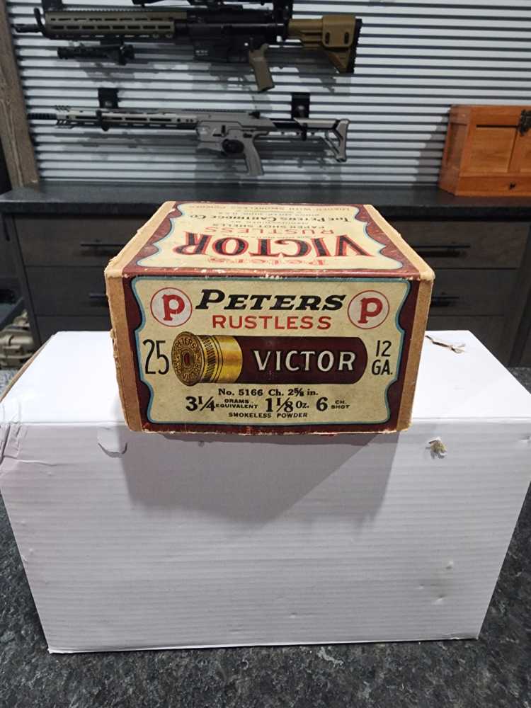 Peter’s Victor Rustless 12 Gauge   action figure collectible - Main Image 3