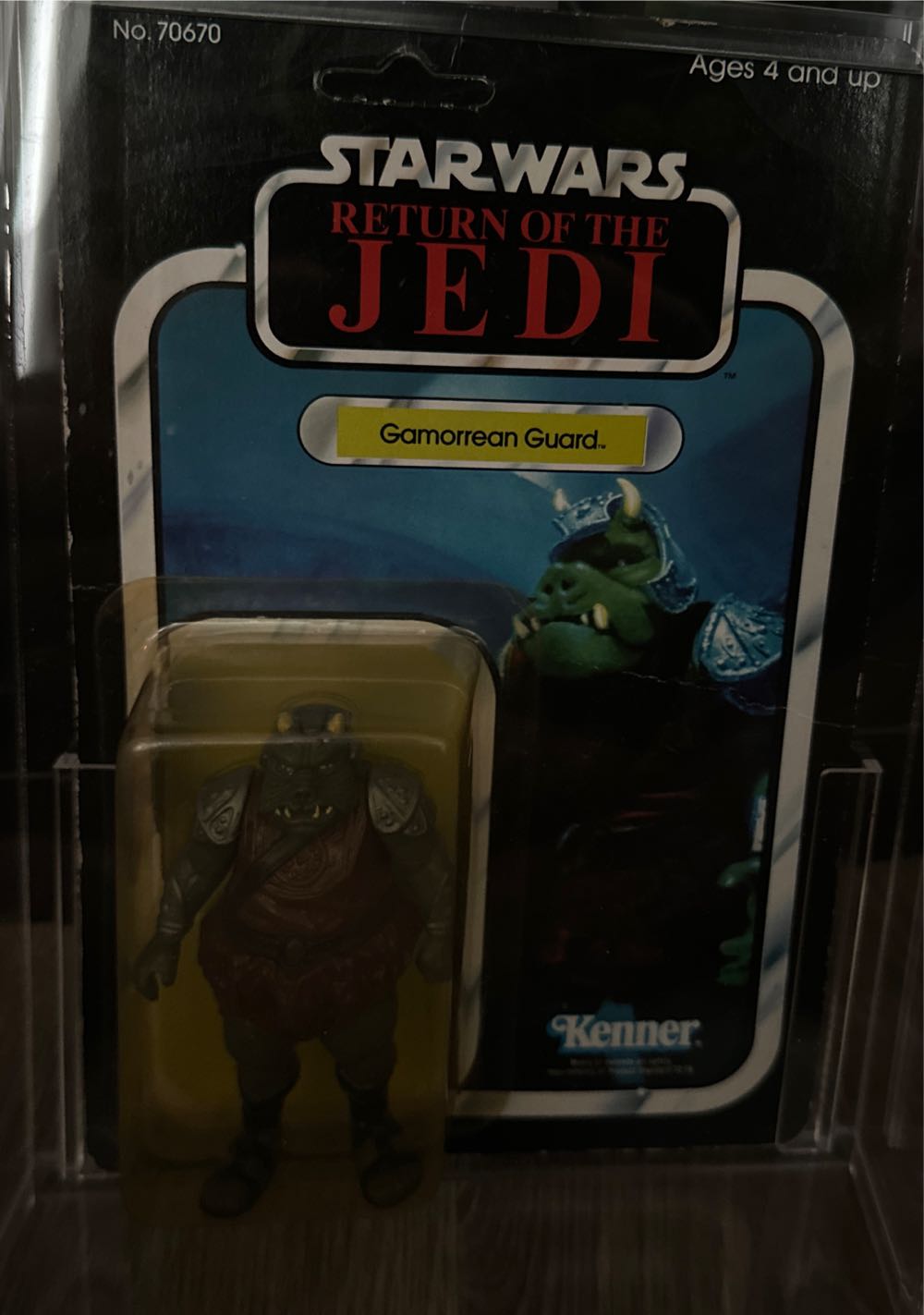 Gamorrean Guard - Original Kenner - Kenner (Star Wars) action figure collectible [Barcode 076281695709] - Main Image 1
