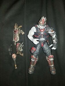 GOW: 10 Neca Cyclops Locust Drone  action figure collectible - Main Image 2