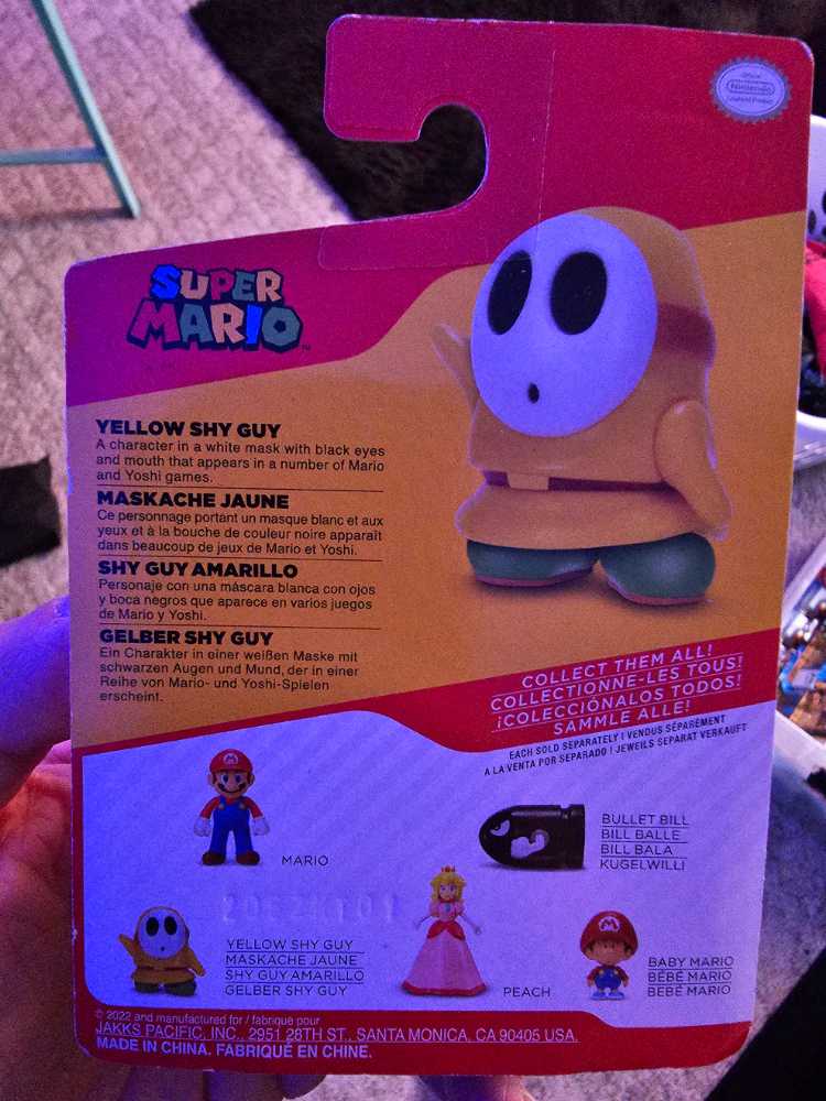 Super Mario - Shy Guy Yellow 2”  action figure collectible [Barcode 192995415805] - Main Image 2