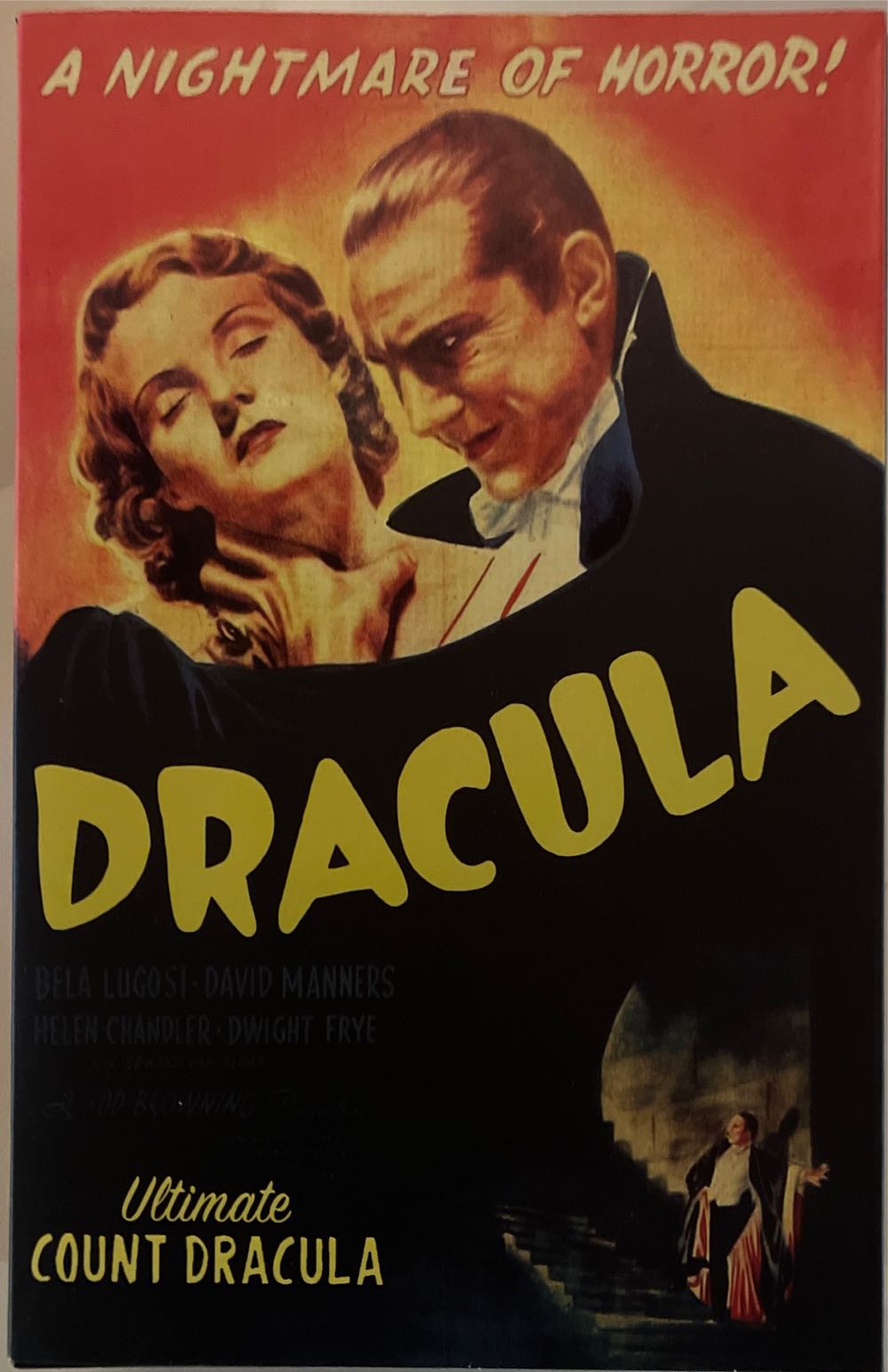 NECA: Dracula (B&W) - Neca (Universal Monsters) action figure collectible [Barcode 634482048153] - Main Image 2