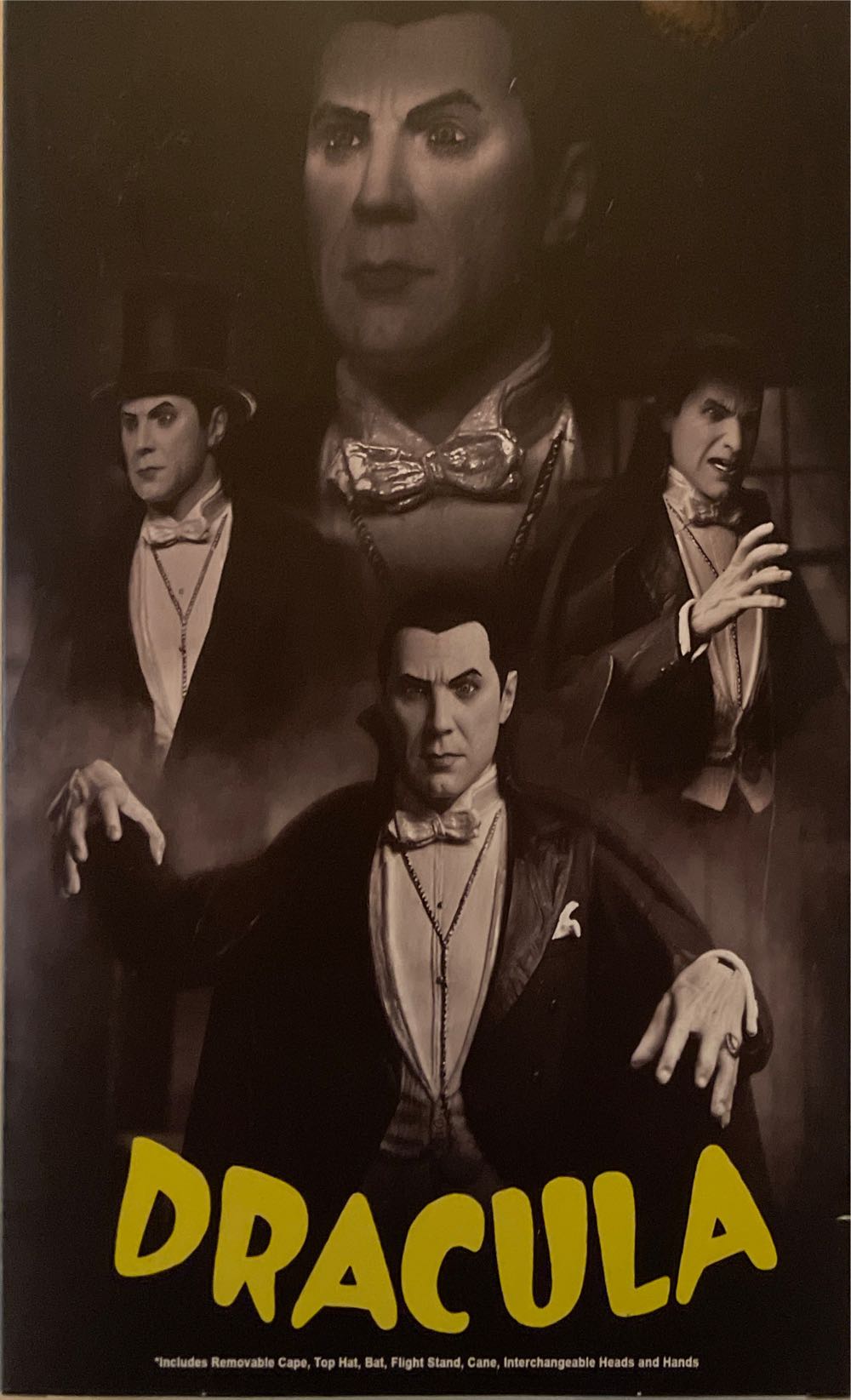 NECA: Dracula (B&W) - Neca (Universal Monsters) action figure collectible [Barcode 634482048153] - Main Image 3