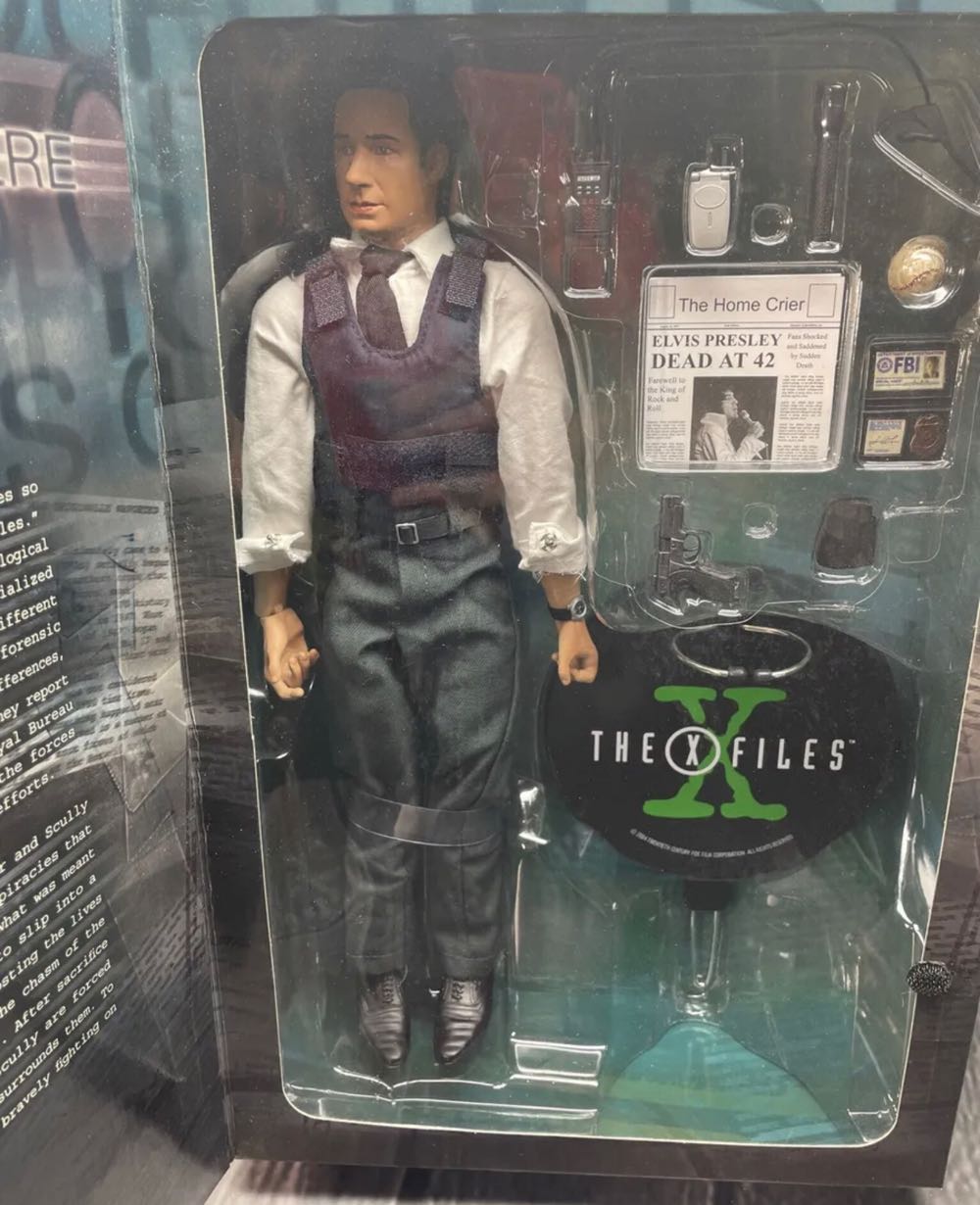 X-Files: Sideshow Fox Mulder #01  action figure collectible - Main Image 2
