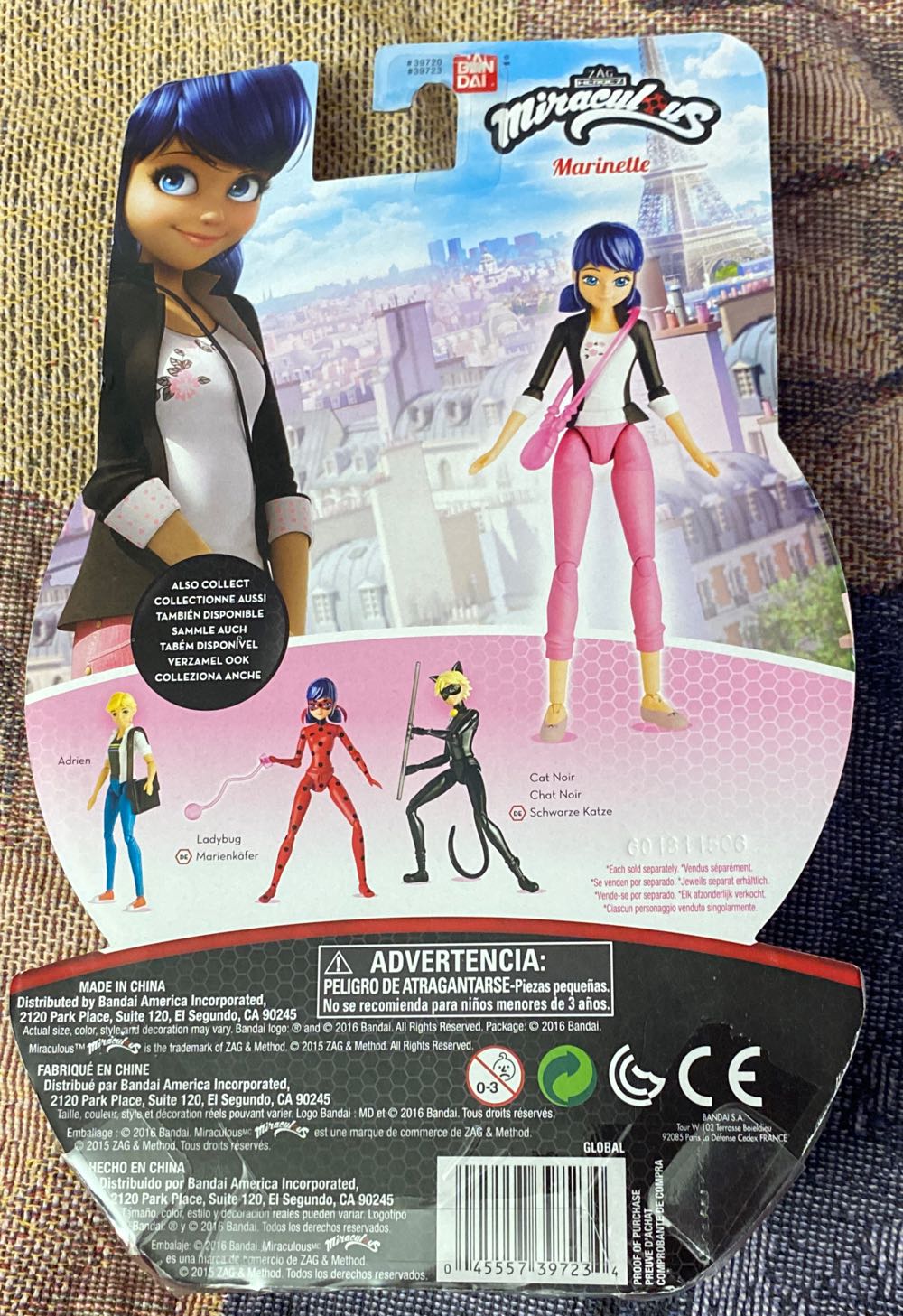 Marionette Miraculous Ladybug  action figure collectible [Barcode 045557397234] - Main Image 2