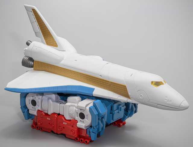 RC-35c Magna Contindum Skylinx - Mastermind Creations (Mastermind Creations) action figure collectible [Barcode 680334989488] - Main Image 3