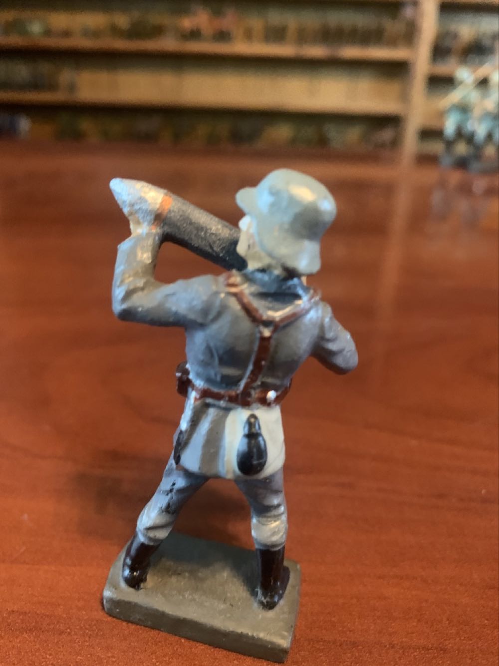 Lineol German Aircaft Loading Shell - Lineol (German) action figure collectible - Main Image 2