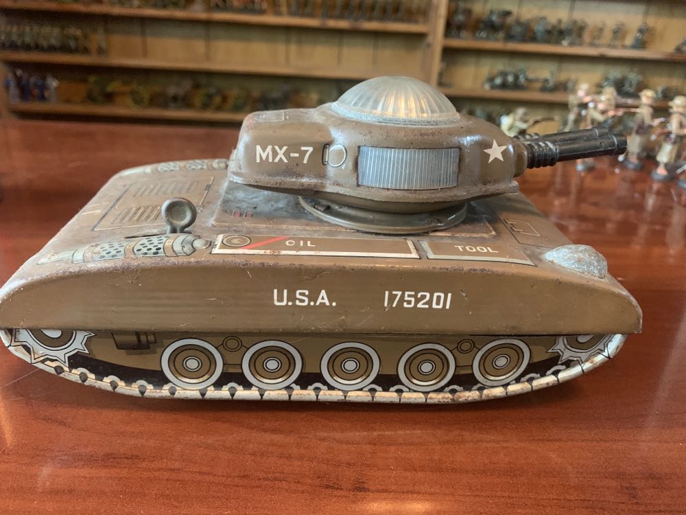 Daiya Tank Battery Powered - Daiya (USA) action figure collectible - Main Image 2