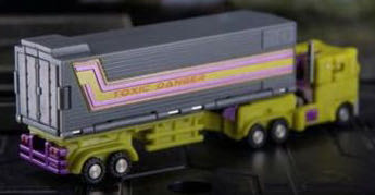 DW-E04T Prime Commander (Toxic Limited) - Dr. Wu Studio (Transformers 3rd Party) action figure collectible - Main Image 3