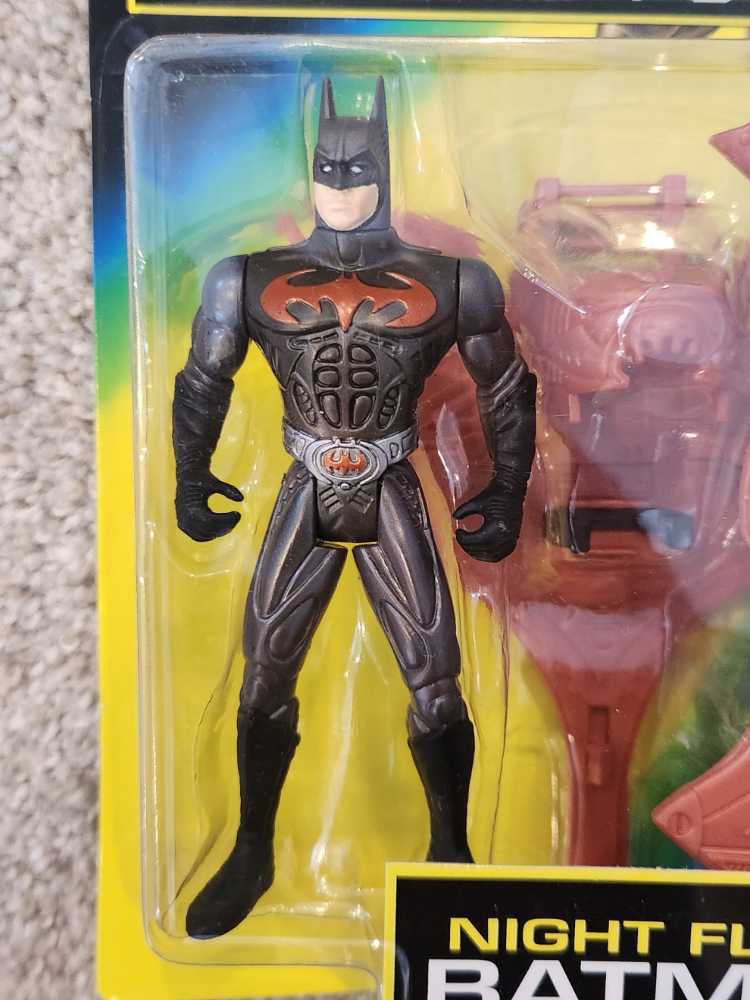 Batman (Night Flight) - Kenner (Batman: Batman Forever) action figure collectible [Barcode 076281641935] - Main Image 3