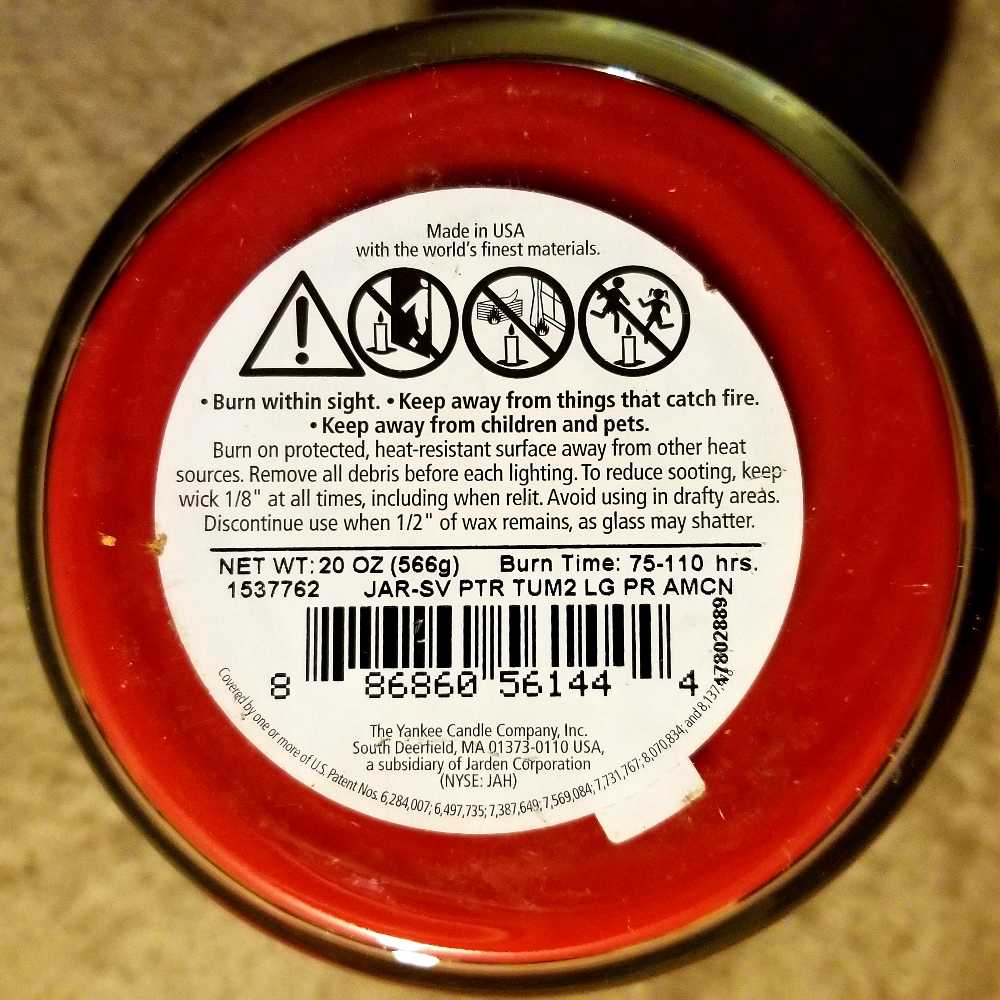 CANDLE: USA Patriotic Yankee Proud To Be An American  2017 - Yankee Candle (Sports Candles) action figure collectible [Barcode 886860561444] - Main Image 2