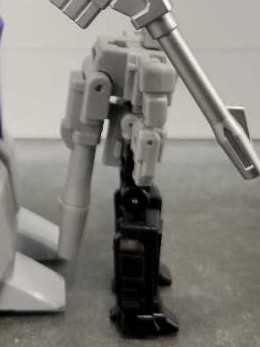 Haywire With Blurr Jabber FT-39 - Fanstoys (Masterpiece 1986) action figure collectible - Main Image 3