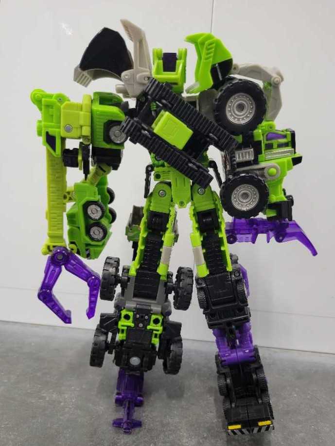 Devastator Maximus - Hasbro (Classics) action figure collectible - Main Image 4