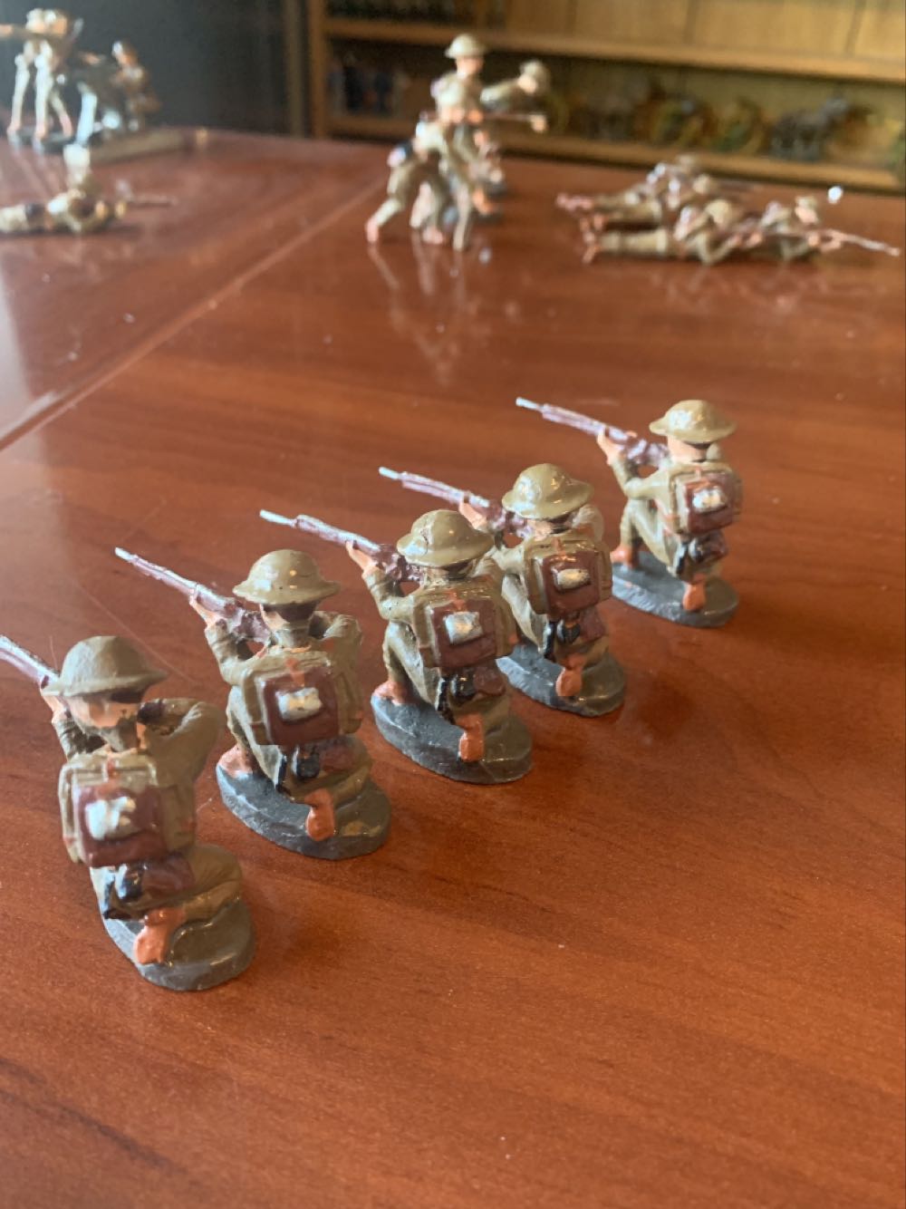 Unmarked USA Kneeling Firing - Unmarked (USA) action figure collectible - Main Image 2