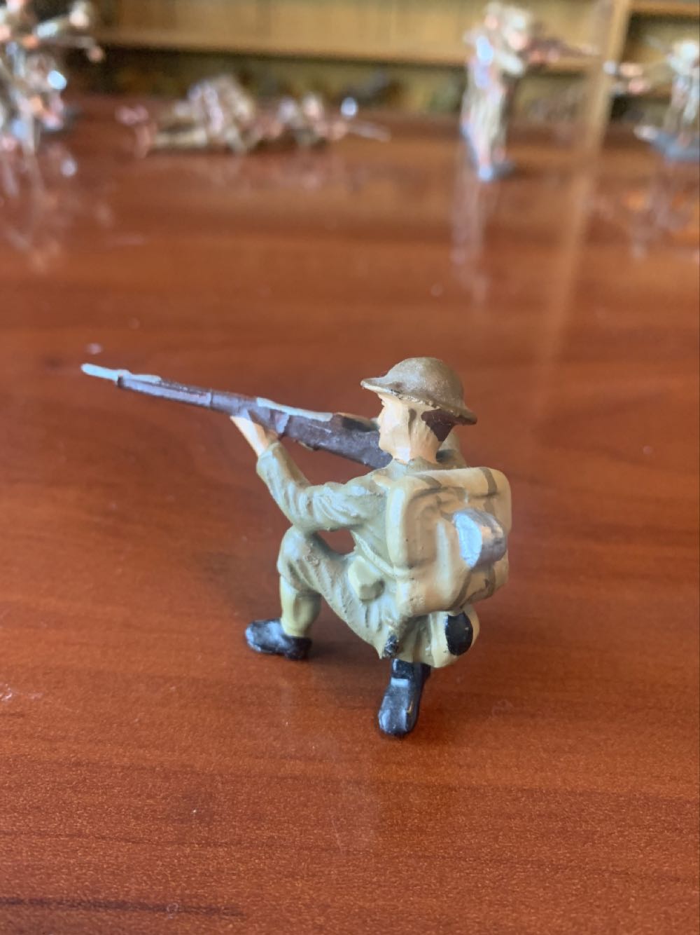 Unmarked USA Kneeling Firing Rifle - Unmarked (USA) action figure collectible - Main Image 2