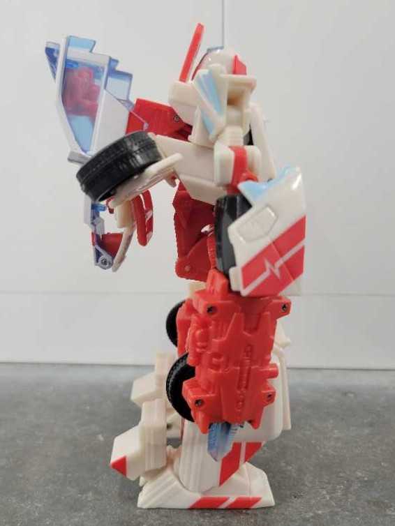 Ratchet - Hasbro (Universe 2.0) action figure collectible - Main Image 3