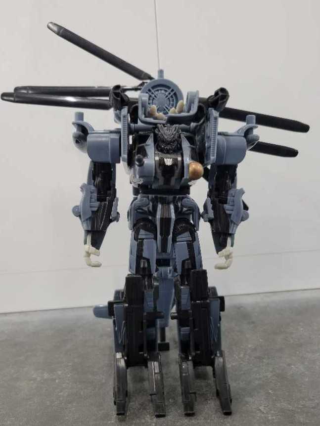 Blackout With Scorponok 1st Robot Mode - Hasbro (Movie) action figure collectible - Main Image 2