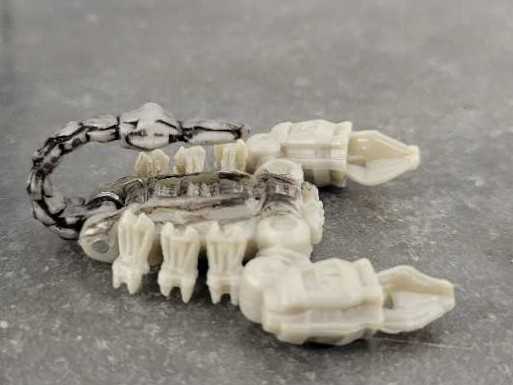 Scorponok With Blackout 1st Robot Mode - Hasbro (Movie) action figure collectible - Main Image 4