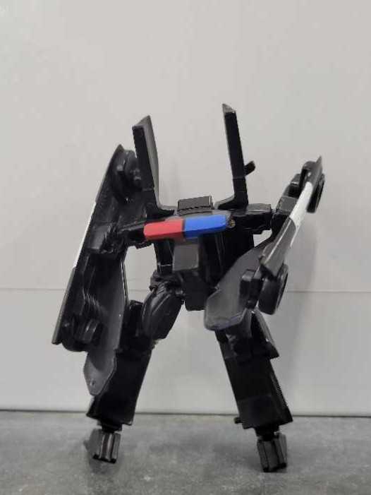 Barricade Legends 1st Robot Mode - Hasbro (Movie) action figure collectible - Main Image 3