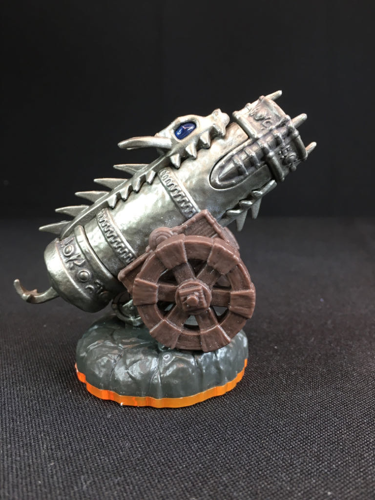 Lemax Village Collection David’s Fort Battery Operated # 04218