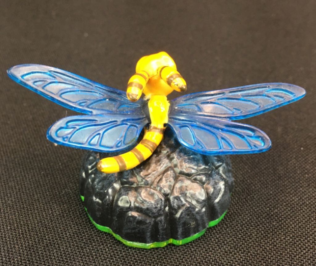 Skylanders Sparx Dragonfly - Activision action figure collectible - Main Image 2