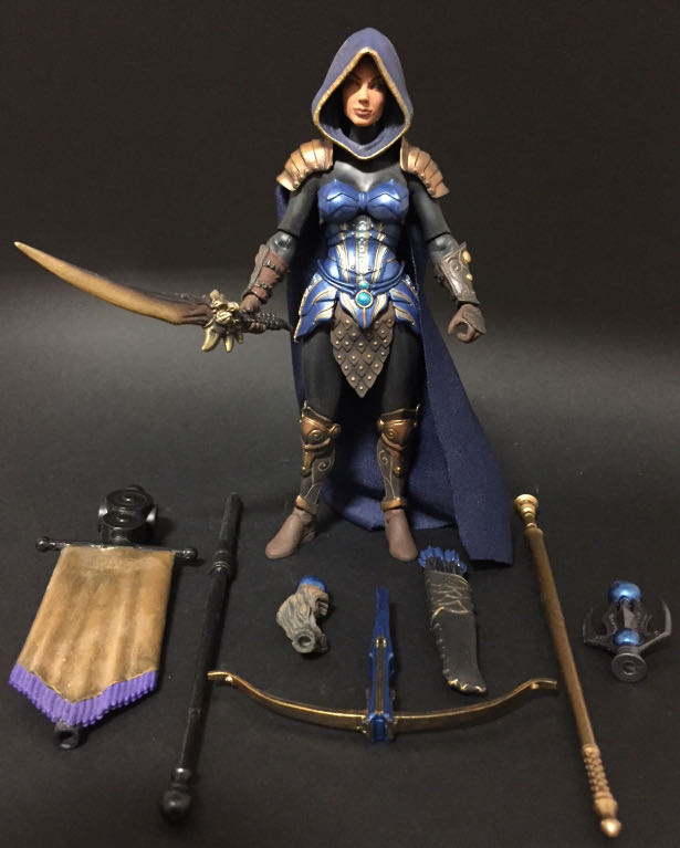 Ravaena - Four Horsemen (Mythic Legions - Advent Of Decay) action figure collectible - Main Image 2