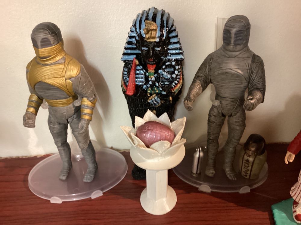 Princess Rapunzel And Pascal