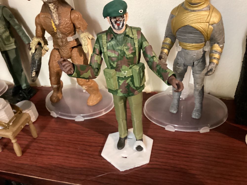 Royal Bobbles Wizard Of Oz Wicked Witch Bobblescape Bobblehead Premium Polyresin Lifelike Figure Unique Serial Number Exquisite Detail