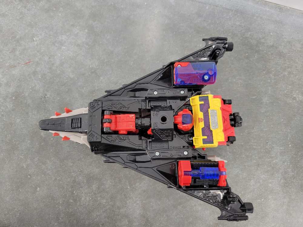 Blaster 3rd With Blackrock Jet Mode - Hasbro (Universe 2.0) action figure collectible - Main Image 4