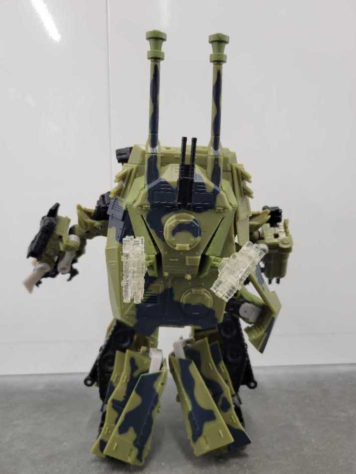 Brawl 1st Leader Class Robot Mode - Hasbro (Movie) action figure collectible - Main Image 4