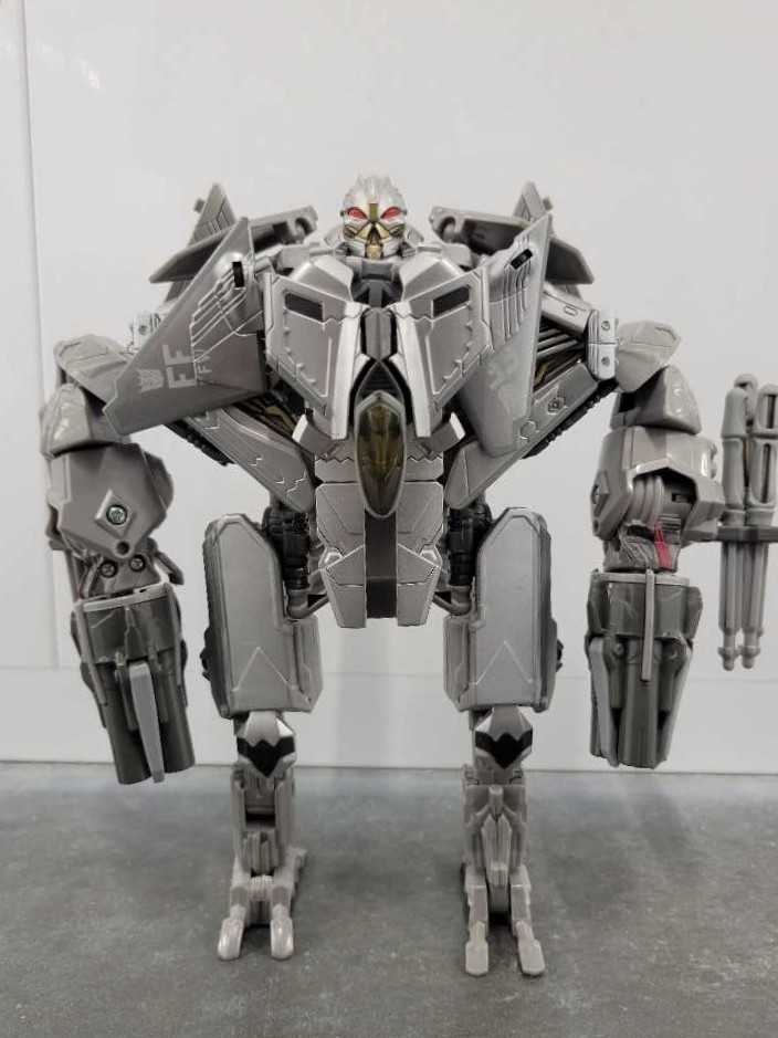 Starscream Deep Space 2nd Robot Mode Target - Hasbro (Movie) action figure collectible - Main Image 2