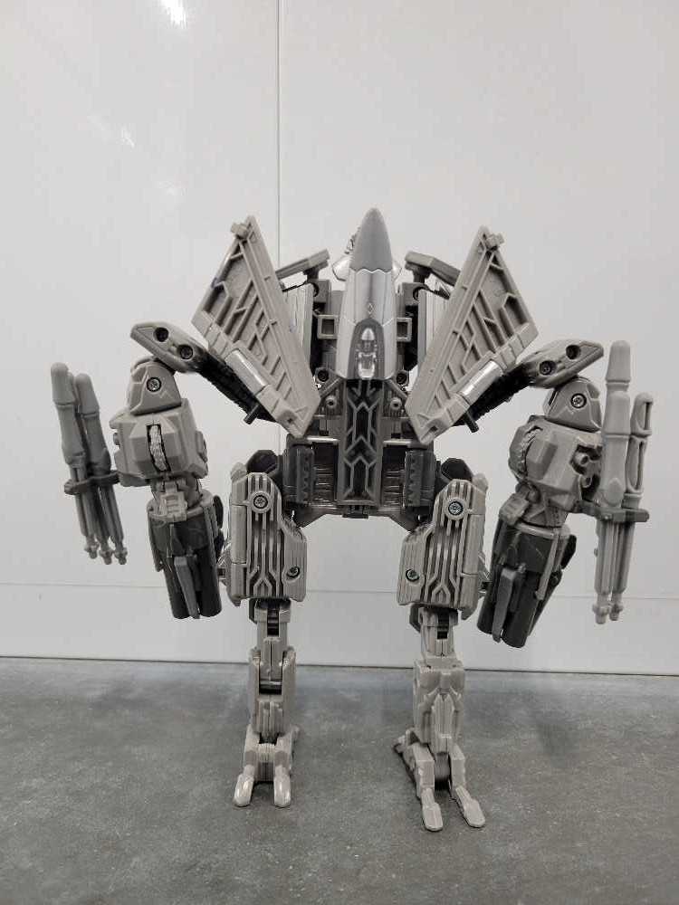 Starscream Deep Space 2nd Robot Mode Target - Hasbro (Movie) action figure collectible - Main Image 4