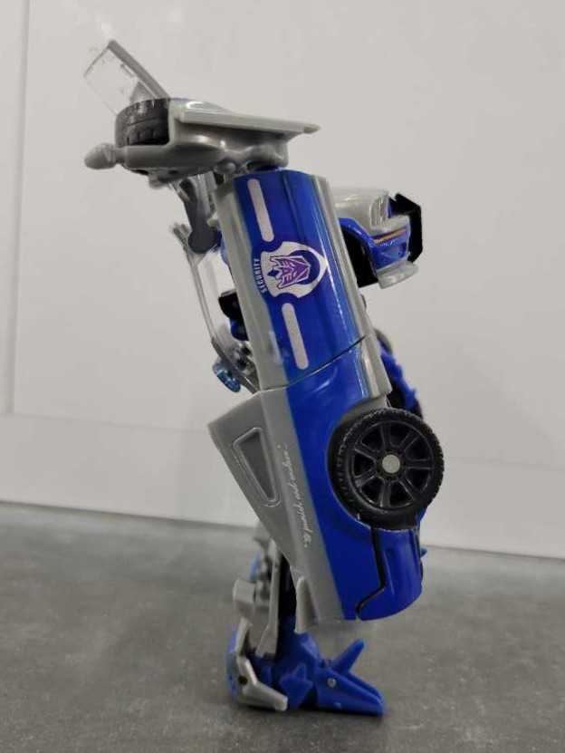 Barricade With Frenzy Recon 2nd Robot Mode - Hasbro (Movie) action figure collectible - Main Image 3