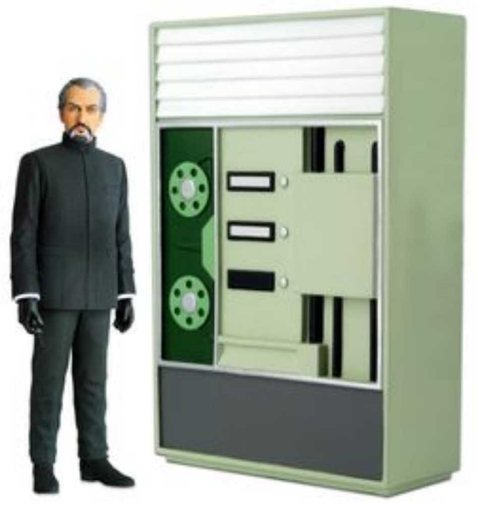 The Master with Tardis as Computer Bank - Character Options (Doctor Who) action figure collectible [Barcode 5029736038243] - Main Image 3