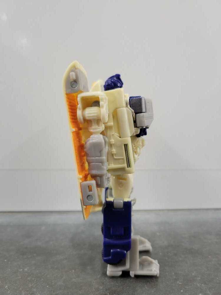 Wideload - Hasbro (Revenge Of The Fallen) action figure collectible - Main Image 3