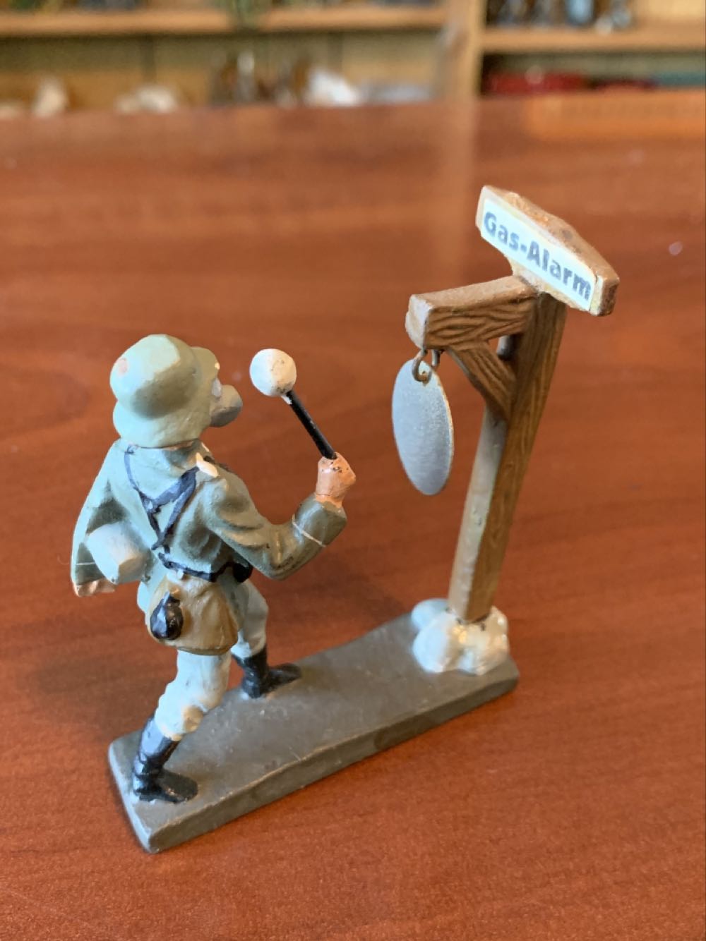 Lineol German Gas Alarm - Lineol (German) action figure collectible - Main Image 2