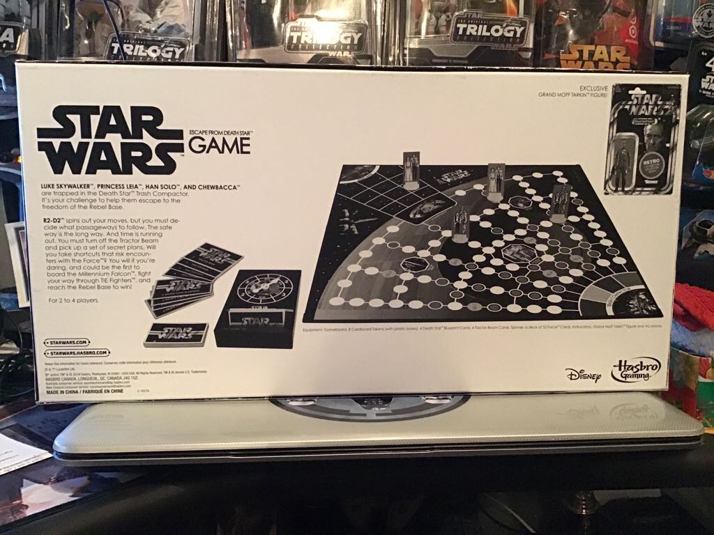 Escape From The Death Star Game - Hasbro (Star Wars (Game Board)) action figure collectible - Main Image 2
