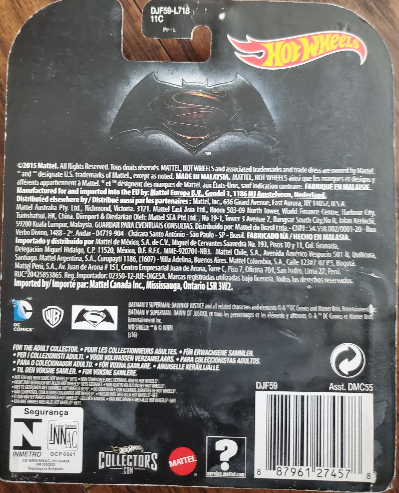 Batwing: Batman vs Superman Dawn of Justice - Hot Wheels by Mattel (Hot Wheels - Retro Entertainment) action figure collectible [Barcode 887961274578] - Main Image 2