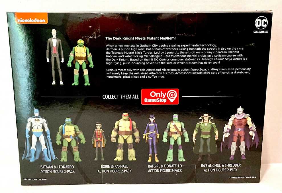 DC Collectibles Batman vs The Teenage Mutant Ninja Turtles Alfred and Michealangelo  action figure collectible - Main Image 2