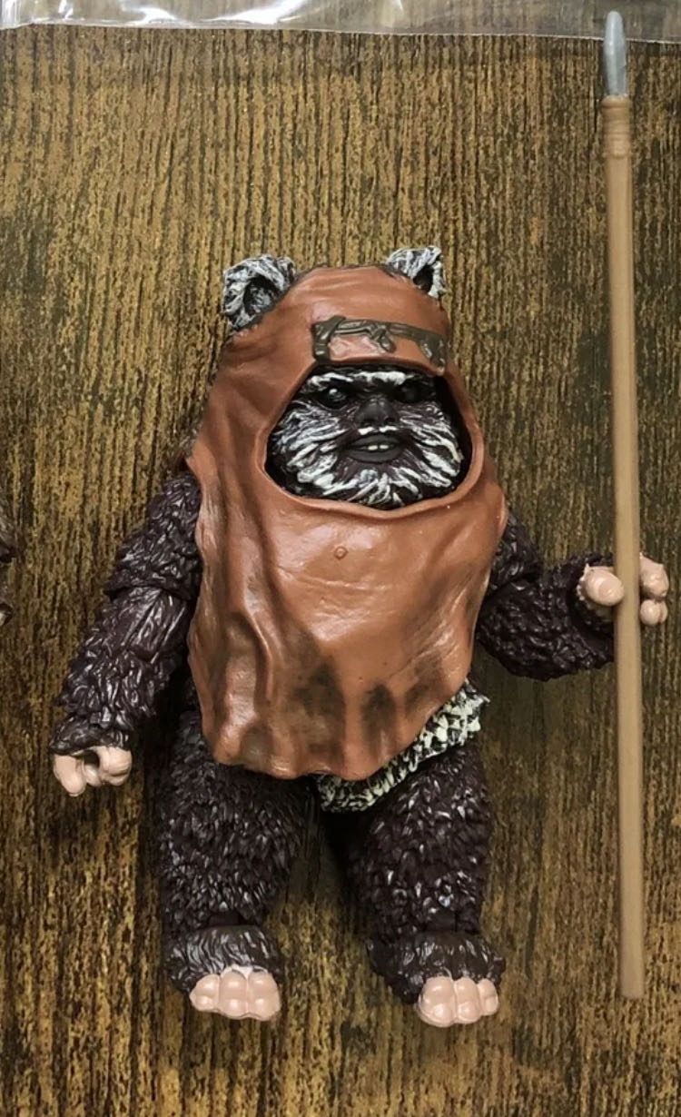 Wicket - Hasbro (Star Wars Black 6” 40th Anniversary) (Star Wars) action figure collectible - Main Image 4