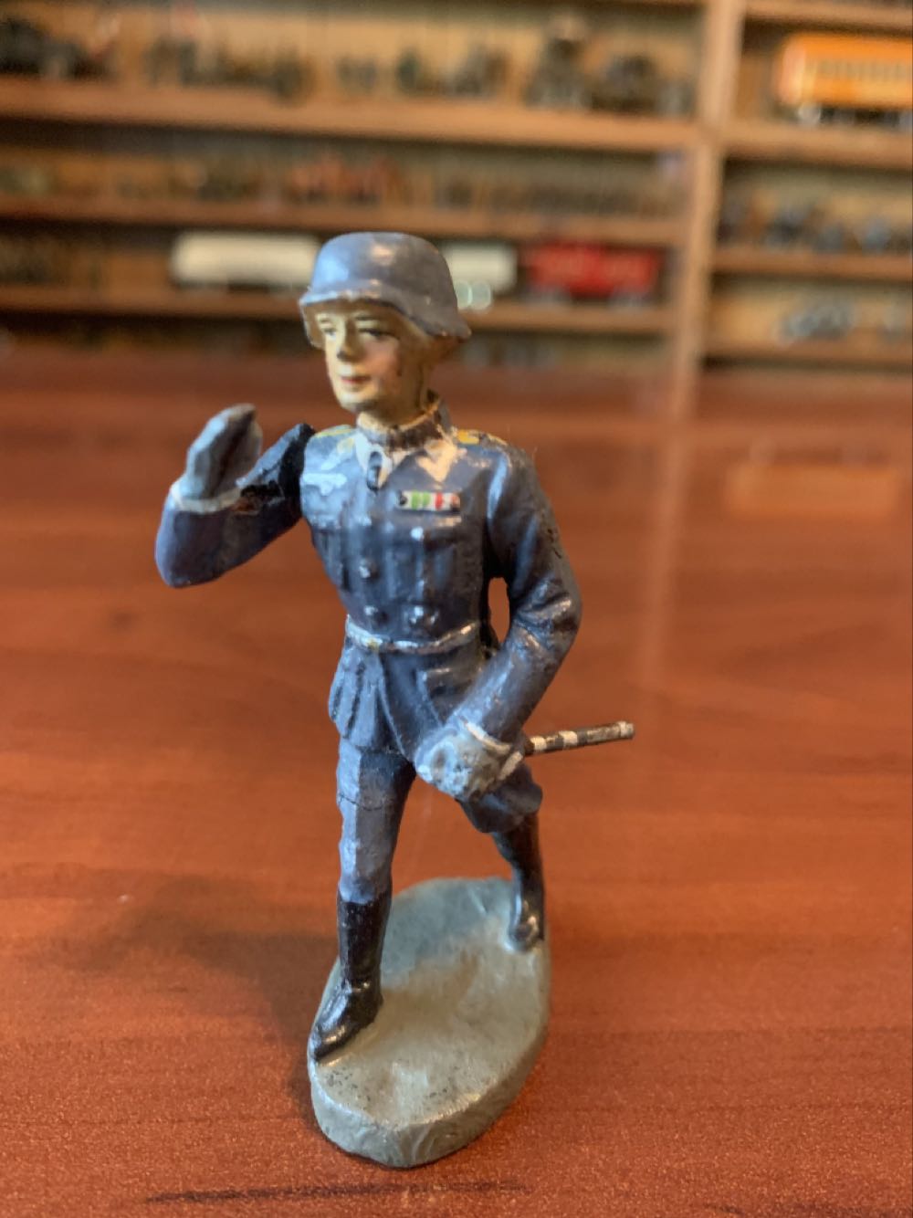 Elastolin Geman Luftwaffe Officer Movesble Arm - Elastolin (German) action figure collectible - Main Image 1