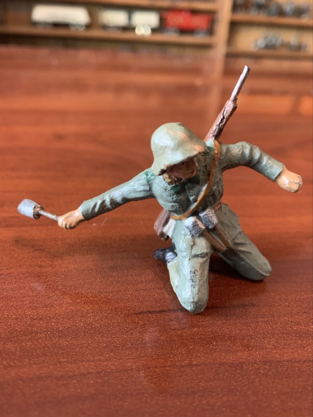 Heroes Of Goo Jit Zu Glow Shifters Ultra Rare Gigatusk Hero Pack Goo Glow In The Dark Water Blast Attack