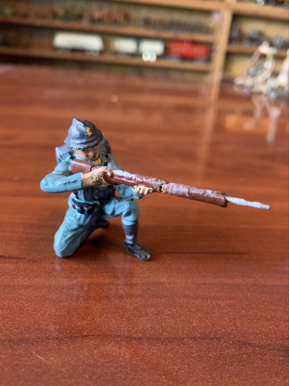 Lineol French Kneeling Firing Rifle - Lineol (French) action figure collectible - Main Image 1