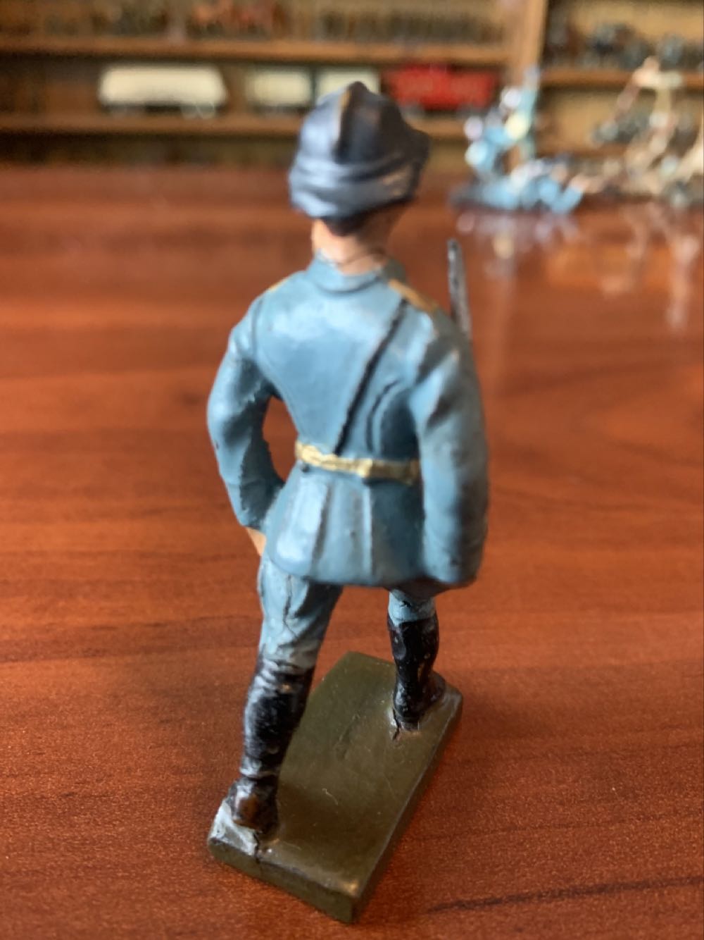 Lineol French Officer Marching Sword - Lineol (French) action figure collectible - Main Image 2